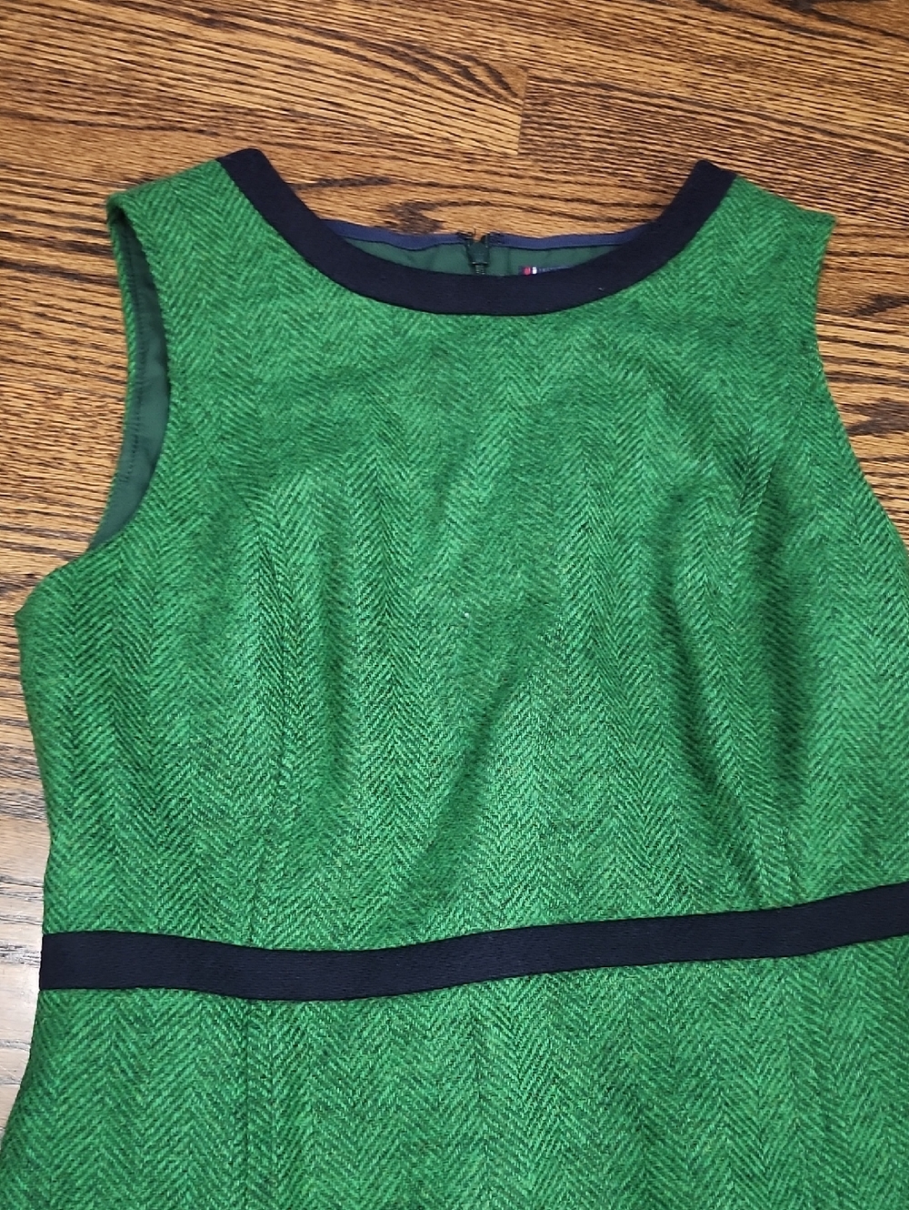 Boden Heritage Green Sleeveless Sheath Dress with Navy Trim 100% WOOL WOMEN US 6 - Picture 4 of 5